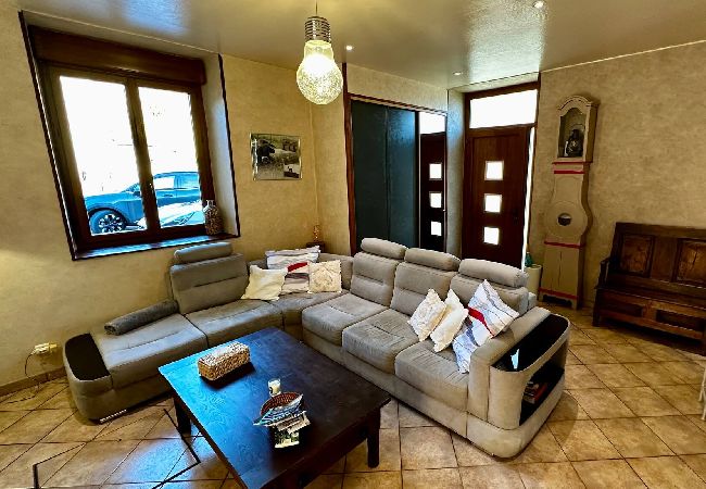 House in Mont-Dore - L'école du Hameau - Mont Dore 9 pers House in Mont-Dore - L'école du Hameau - Mont Dore 9 pers