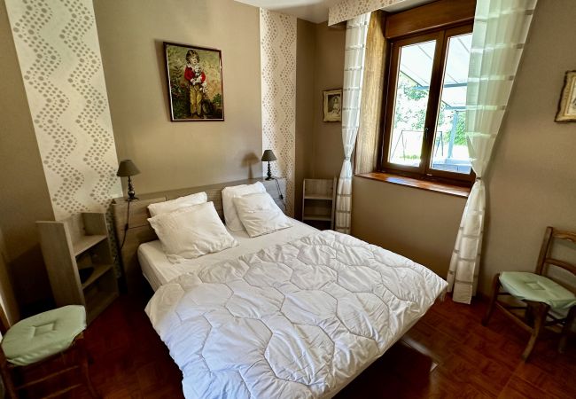 House in Mont-Dore - L'école du Hameau - Mont Dore 9 pers House in Mont-Dore - L'école du Hameau - Mont Dore 9 pers