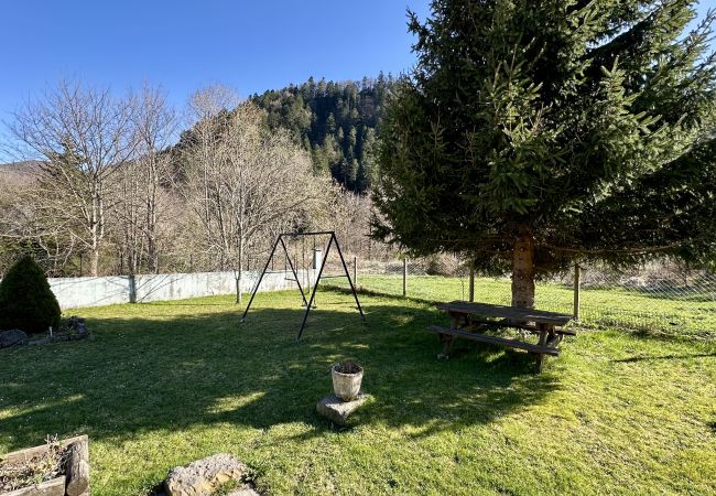 House in Mont-Dore - L'école du Hameau - Mont Dore 9 pers House in Mont-Dore - L'école du Hameau - Mont Dore 9 pers