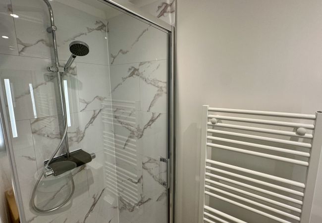 House in Mont-Dore - La Fougère 10 pers Le Mont Dore House in Mont-Dore - La Fougère 10 pers Le Mont Dore