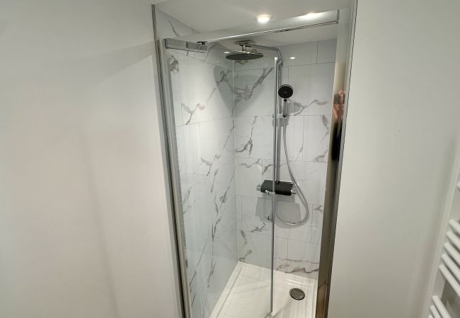 House in Mont-Dore - La Fougère 10 pers Le Mont Dore House in Mont-Dore - La Fougère 10 pers Le Mont Dore