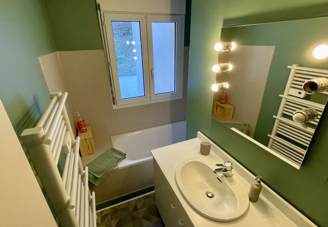 House in Mont-Dore - Le Joli Cedre Le Mont Dore House in Mont-Dore - Le Joli Cedre Le Mont Dore