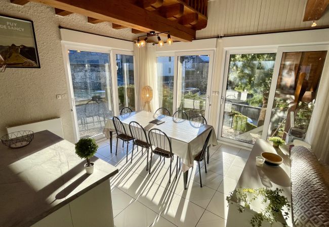 House in Mont-Dore - Le Joli Cedre Le Mont Dore House in Mont-Dore - Le Joli Cedre Le Mont Dore