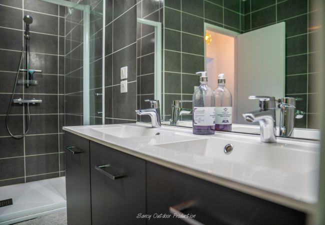 House in Mont-Dore - Villa Les Dahlias - Le Mont Dore 14pers House in Mont-Dore - Villa Les Dahlias - Le Mont Dore 14pers