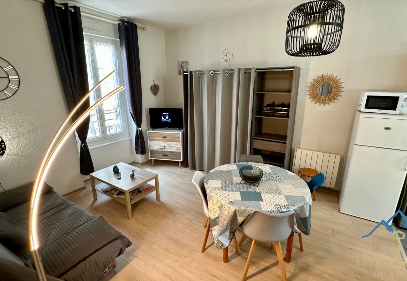 Apartment in Mont-Dore - Villa Bleue 2 Le Mont Dore 5pers