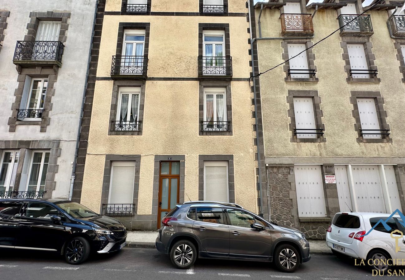 Apartment in Mont-Dore - Villa Bleue 2 Le Mont Dore 5pers
