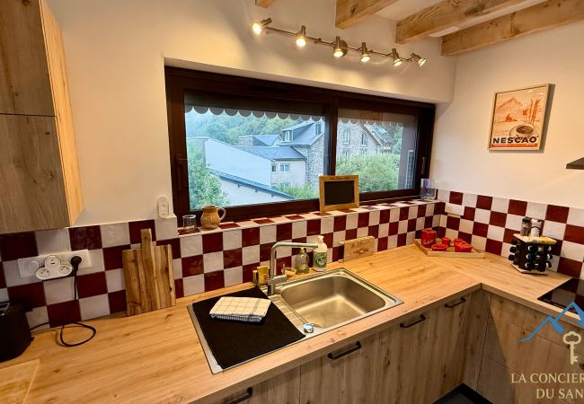 Chalet in Mont-Dore - La Cascada Le Mont Dore Chalet in Mont-Dore - La Cascada Le Mont Dore