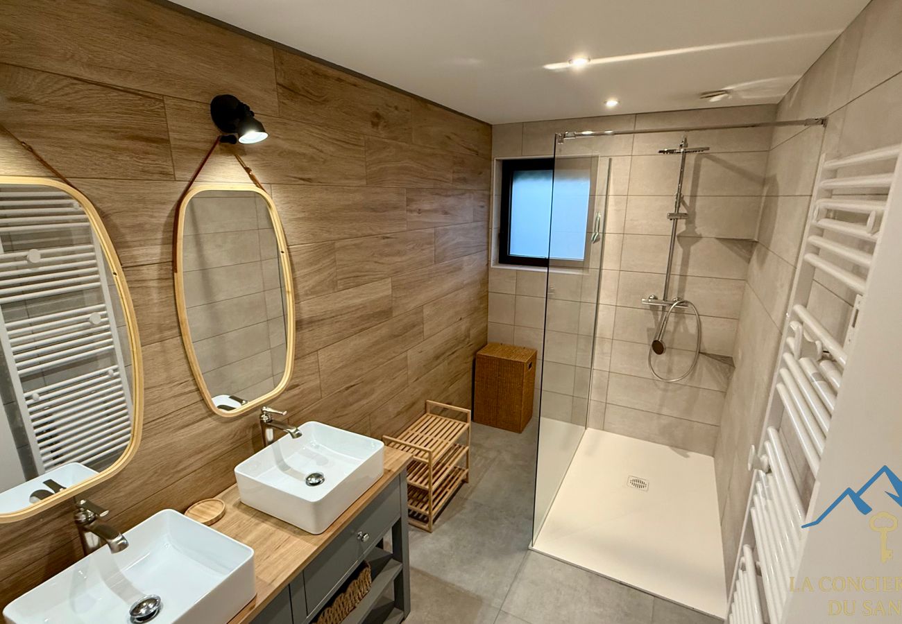 Chalet in Mont-Dore - La Cascada Le Mont Dore