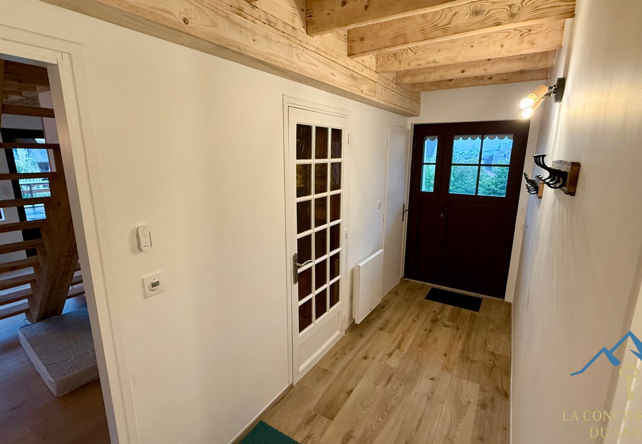 Chalet in Mont-Dore - La Cascada Le Mont Dore
