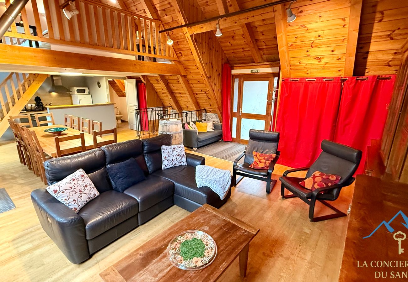 Cottage in Murat-le-Quaire - La Grange BOREL 12 pers Murat Le Quaire