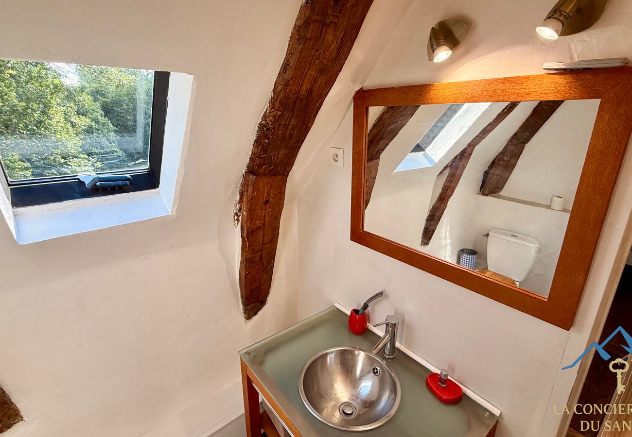 Gîte Rural à Saint-Sauves-d´Auvergne - Le Moulin de l'étang 6pers
